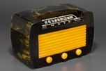 Dark Green Swirl Stewart Warner 62T36 Catalin Radio with Yellow